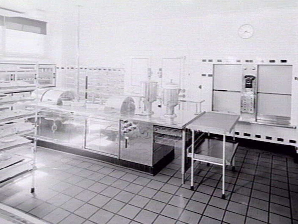Facilities and services at the Mercy Hospital, East Melbourne (1936)