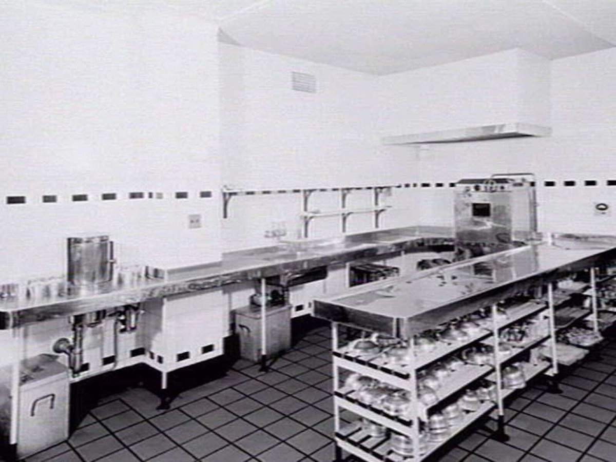 Facilities and services at the Mercy Hospital, East Melbourne (1936)