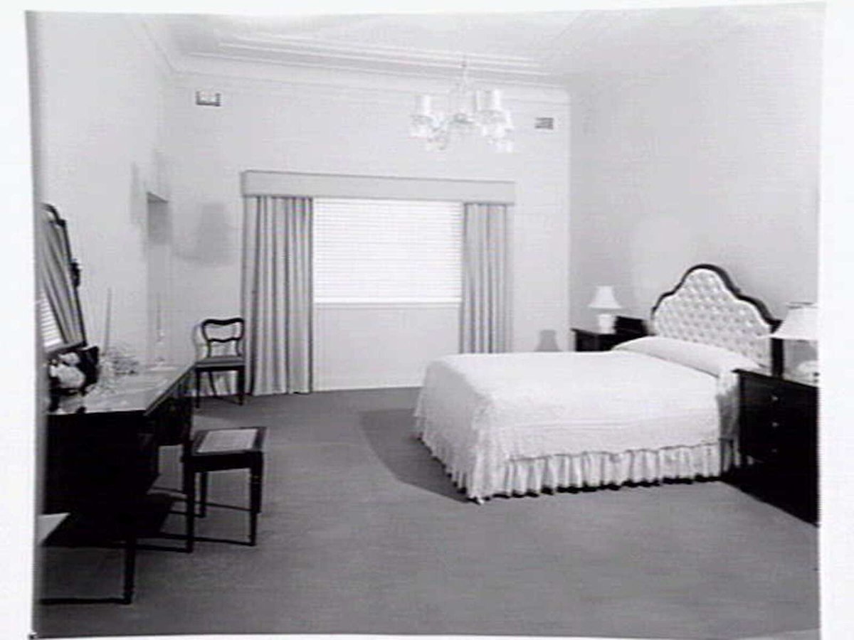 Substantial home, possibly owned by K.G. Luke, 38 Berkeley Street, Hawthorn, Vic (c. 1941)