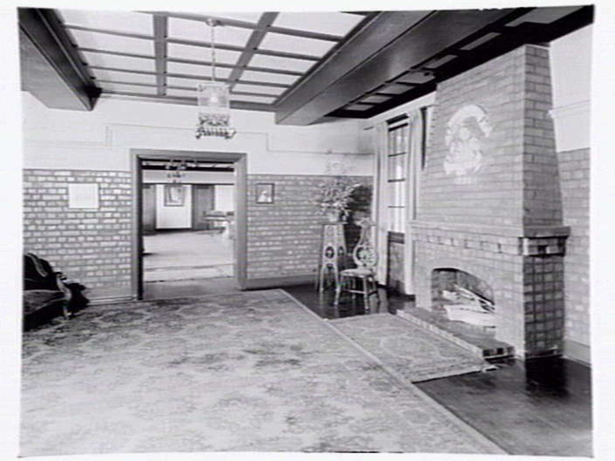 Toorak College, Mornington Rd., Mt. Eliza, showing buildings, grounds, facilities and students in class (1949)