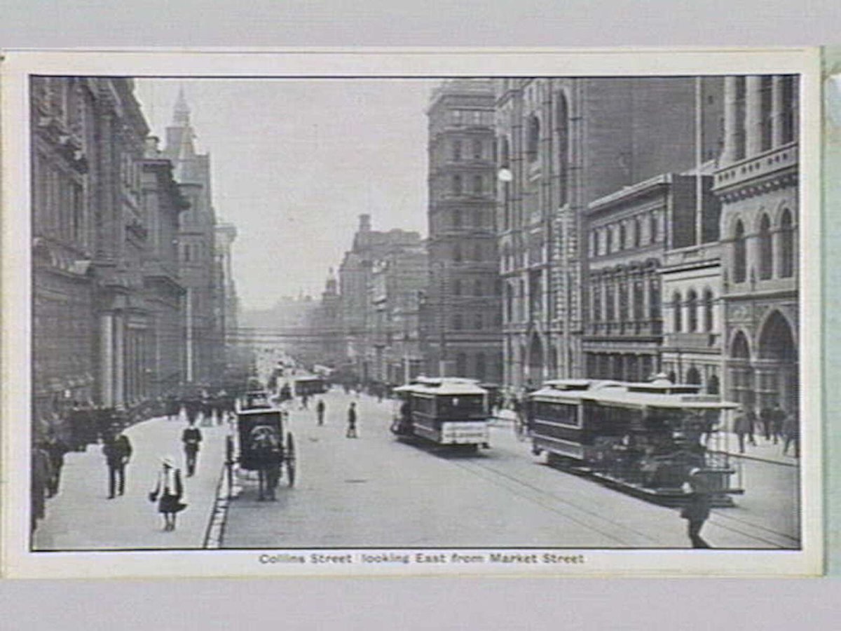 Melbourne 17 City and Country Scenes Folding Souvenir Card, Port Melbourne (c. 1920)