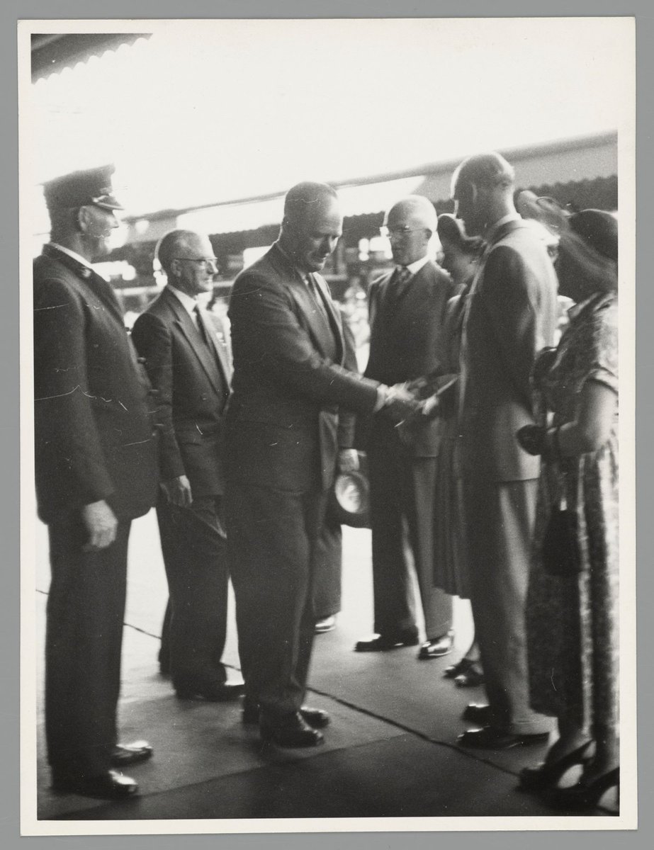 Queen Elizabeth and Prince Philip at Flinders Street Railway Station, Melbourne City (1954)
