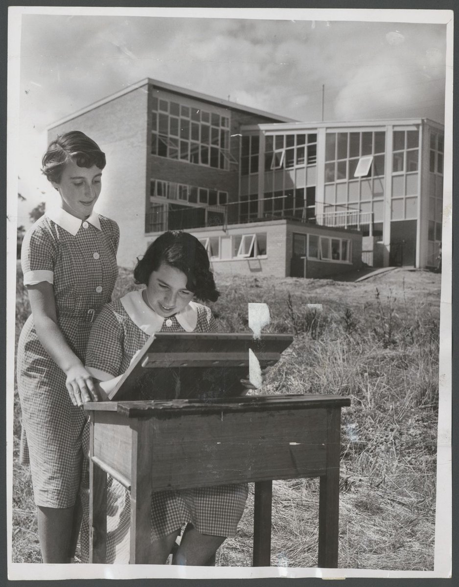 First building of the Mount Scopus War Memorial College at Burwood completed (1954)