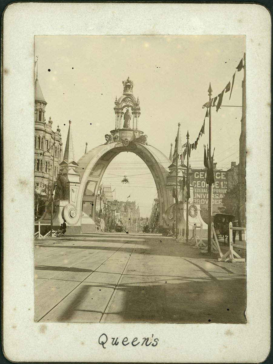 Decorative arches erected for the visit of the Duke and Duchess of Cornwall and Edward VII's coronation, Melbourne, Vic (1901–02)