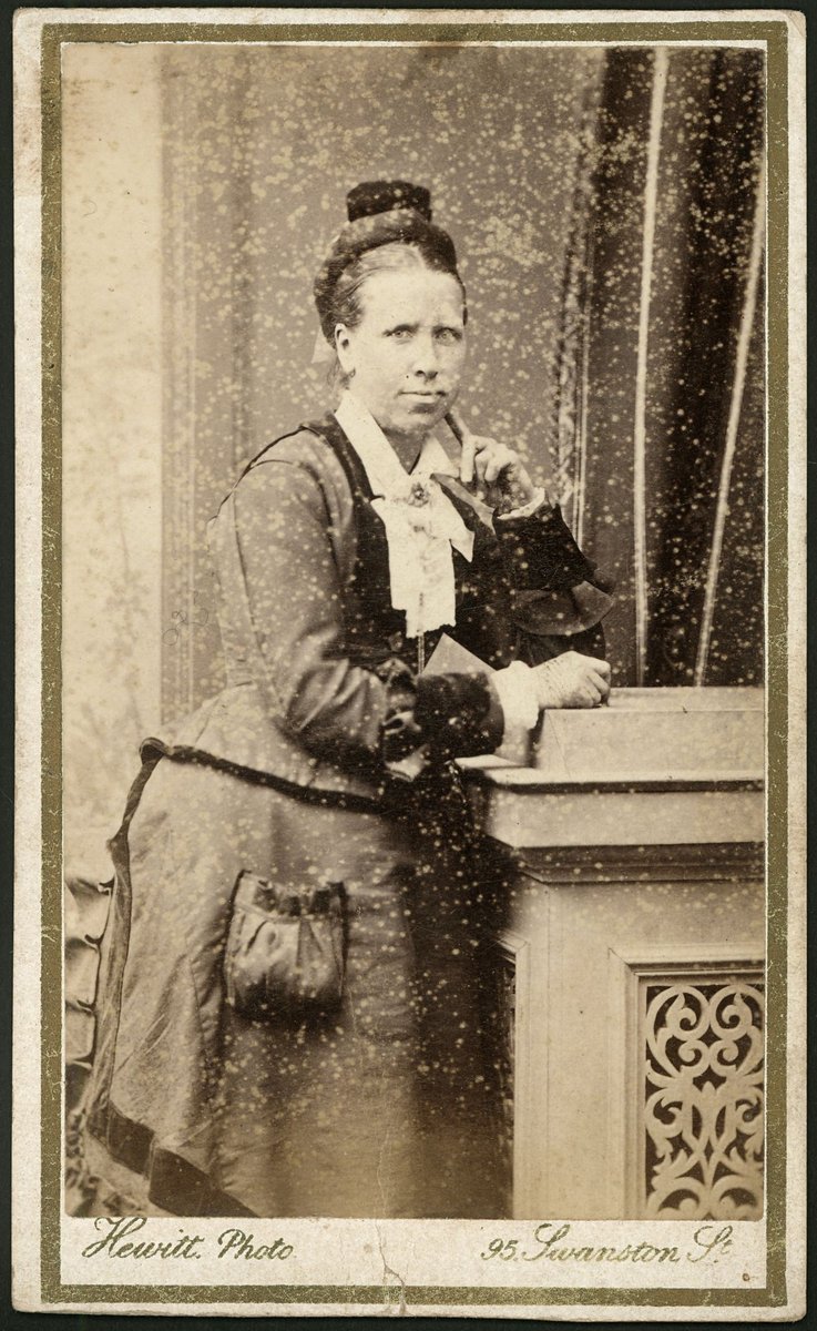 Studio portraits by Hewitt, Melbourne, Victoria (1866–80)