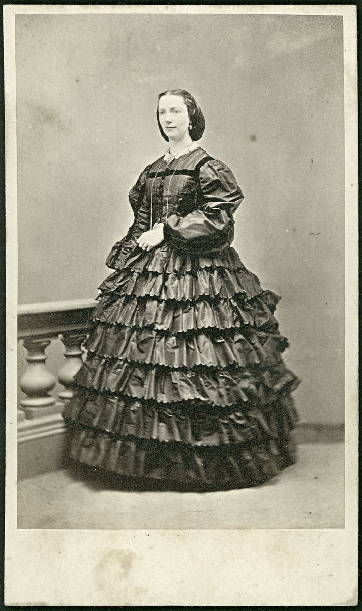 Studio portraits by Paterson Bros., Melbourne (1862–73)