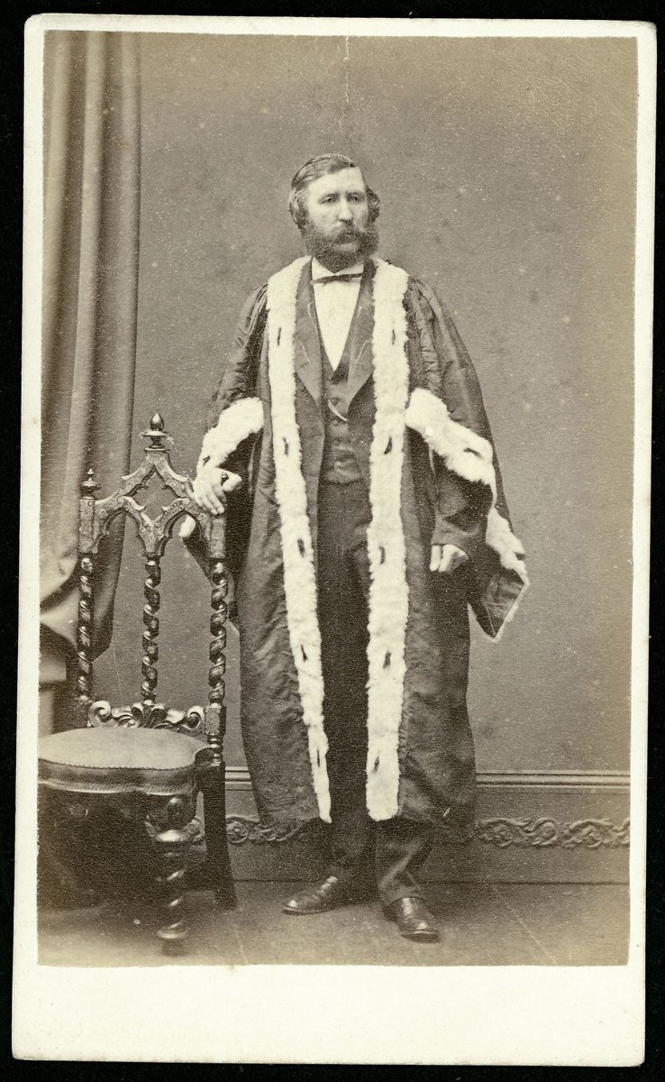 Portrait photograph of man wearing ceremonial robes, Melbourne (1864–69)