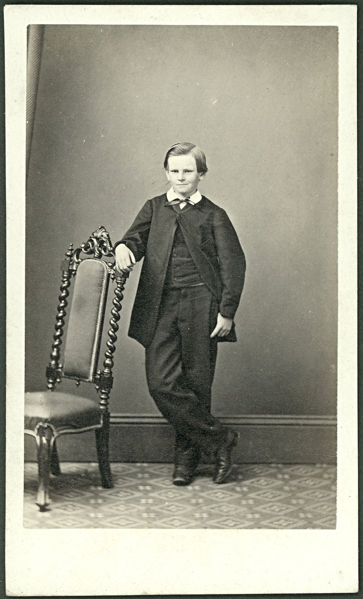 Studio portraits in Melbourne (1872–76)