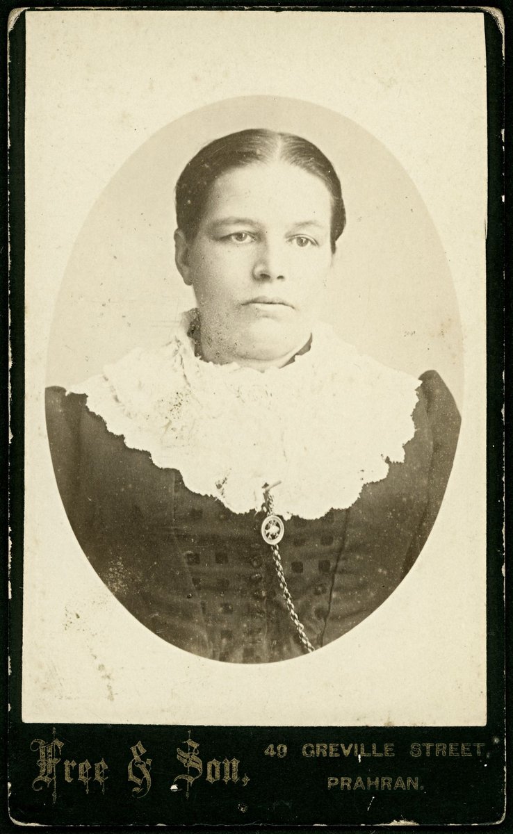 Portrait photographs by Free & Son, Melbourne and Prahran, Vic (1884–91)