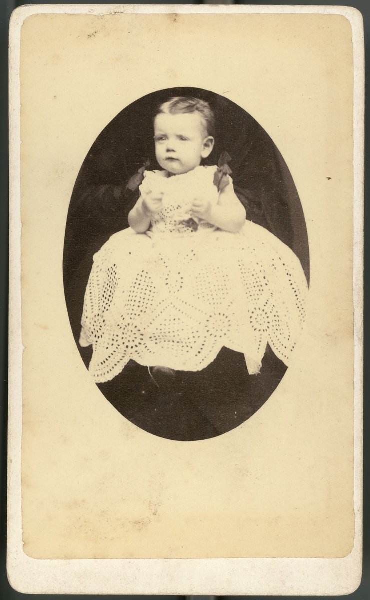 Studio portraits taken in Melbourne by I. J. Chidley (1850–80)