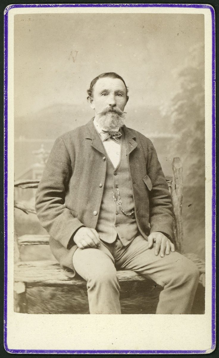 Portrait photographs by David Wood of Melbourne and Emerald Hill, Vic, South Melbourne (1866–1907)