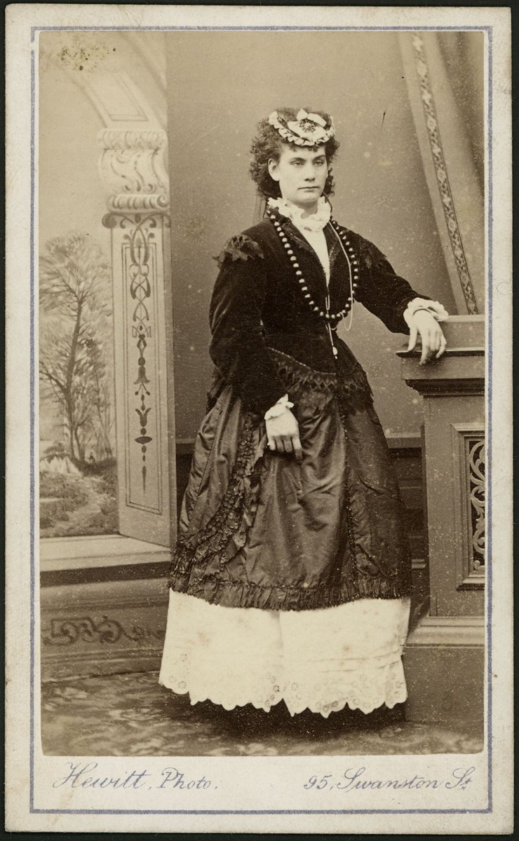 Studio portraits by Hewitt, Melbourne, Victoria (1866–80)