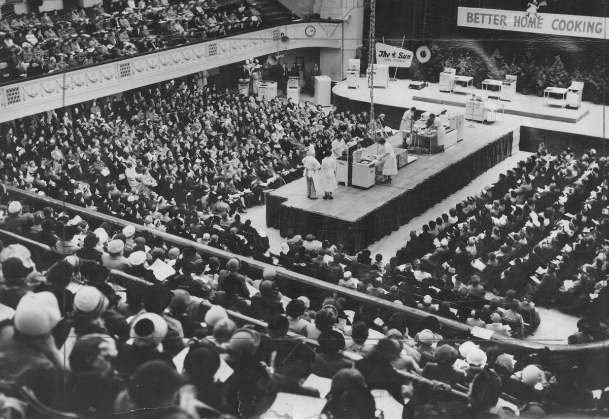 The Sun's Town Hall Better Cooking Demonstration at the Melbourne Town Hall, Melbourne City (1954)