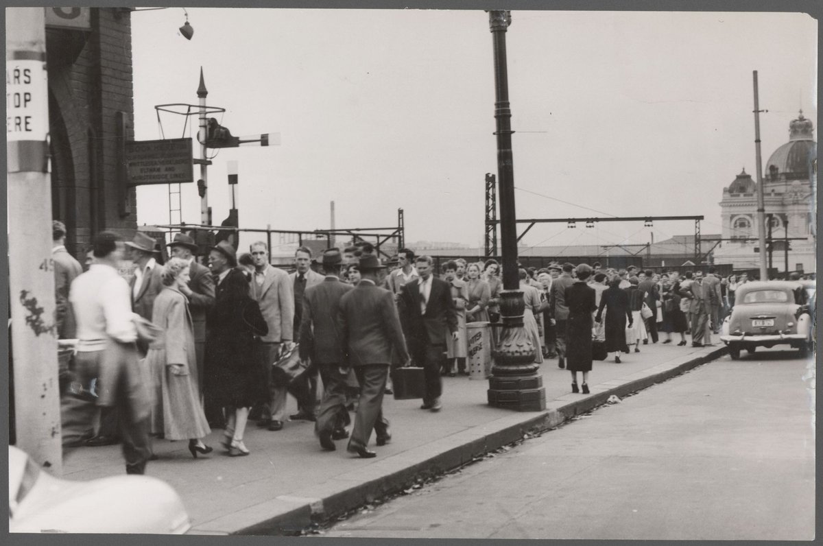 Large crowd on Flinders Street during lightning tram strike, 1954, Melbourne City