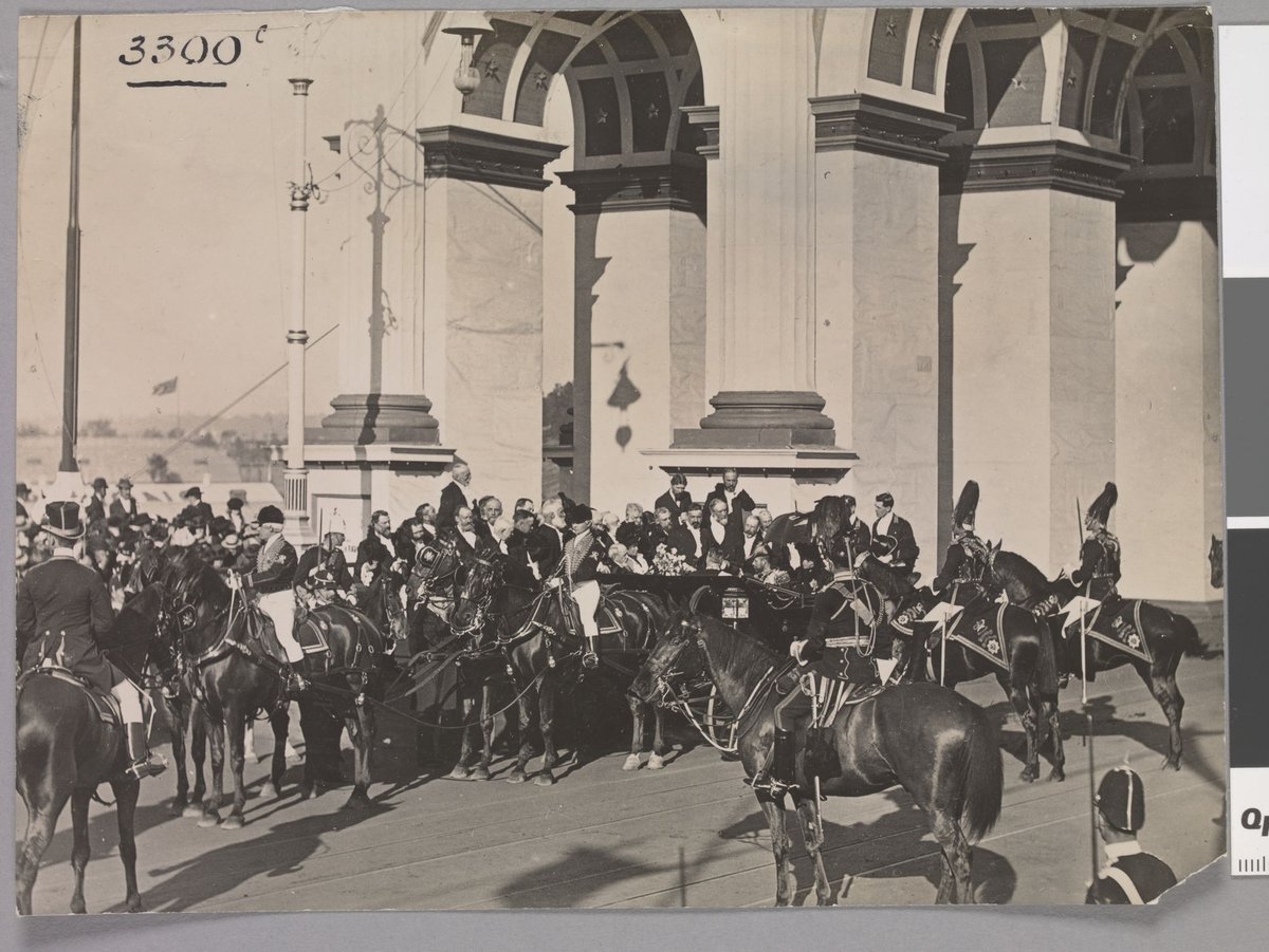 Reception of Duke of Cornwall and York by the Mayor and Councillors of Melbourne, Melbourne City (1901)
