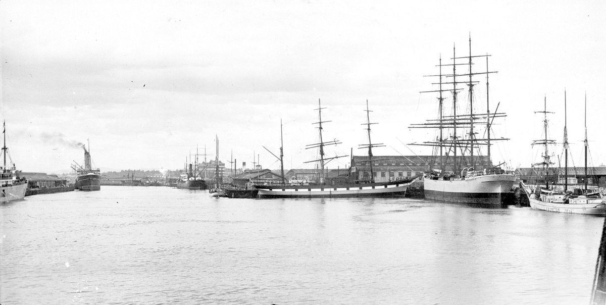 SWINGING BASIN. : River Yarra. James Craig. Eronim. Southern Cross, Yarra River (1885–1946)