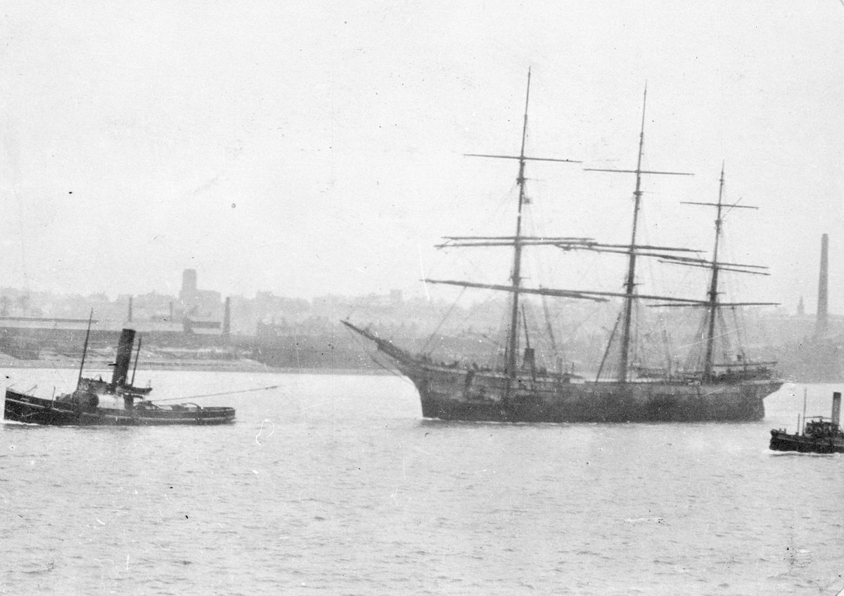 TOWING DOWN THE RIVER THAMES. : Ship "Kensington" 1600 tons. Hartley Watson (1885–1946)