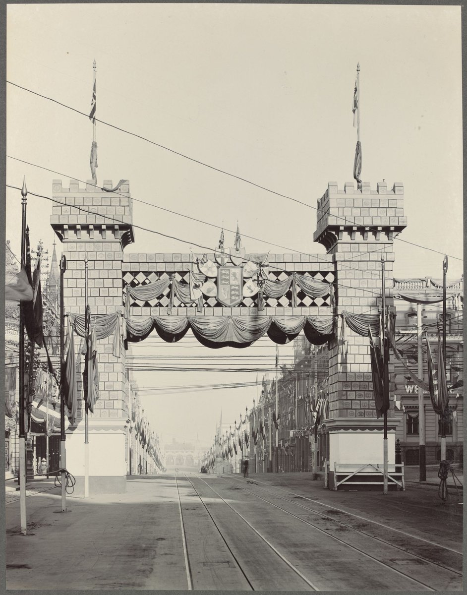 The butter arch, Collins Street. (Constructed of boxes similar to those in which butter is exported.), Melbourne City (1901)