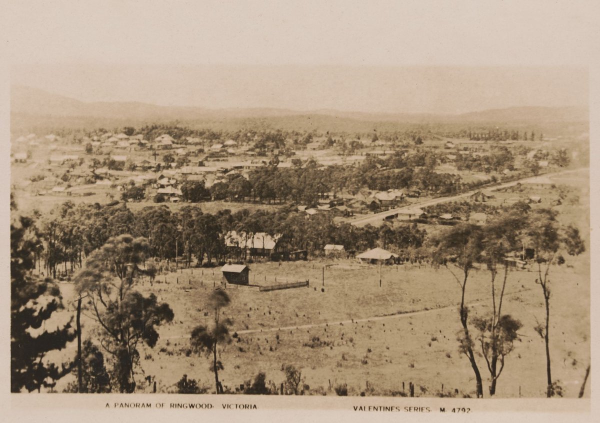 A panorama of Ringwood, Victoria (1920?)