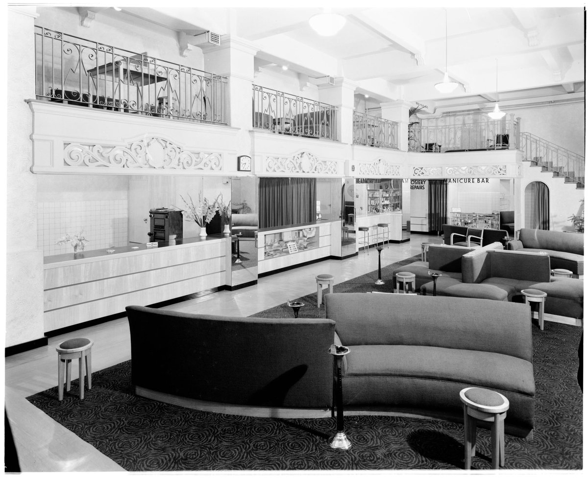 Manicure and hosiery repair bars, Clyde House, Collins Street, Melbourne, Melbourne City (c. 1941)