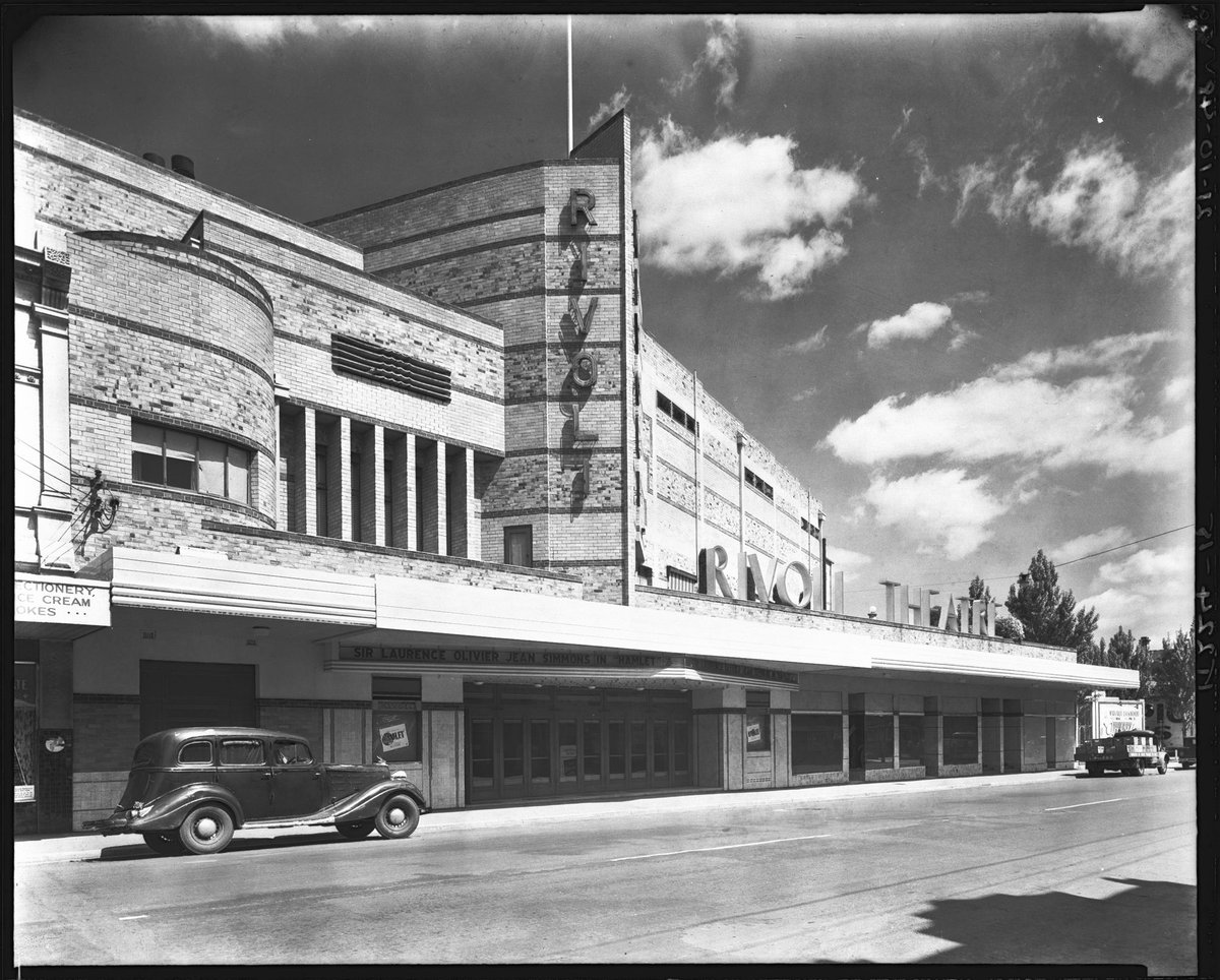 Rivoli Theatre exterior, 200 Camberwell Rd., Hawthorn, designed by Vivian, Taylor & Soillieux (1948)