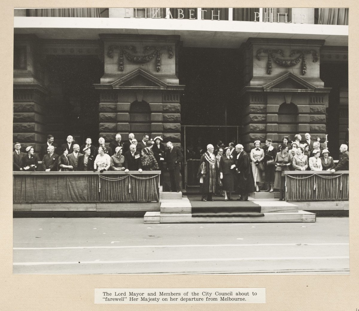 The Lord Mayor and Members of the City Council about to "farewell" Her Majesty on her departure from Melbourne (1954)
