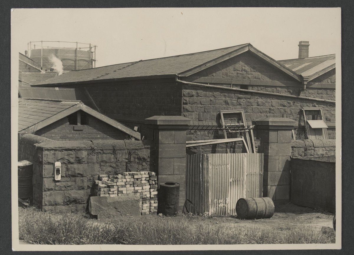 Powder magazine, Footscray (1944)