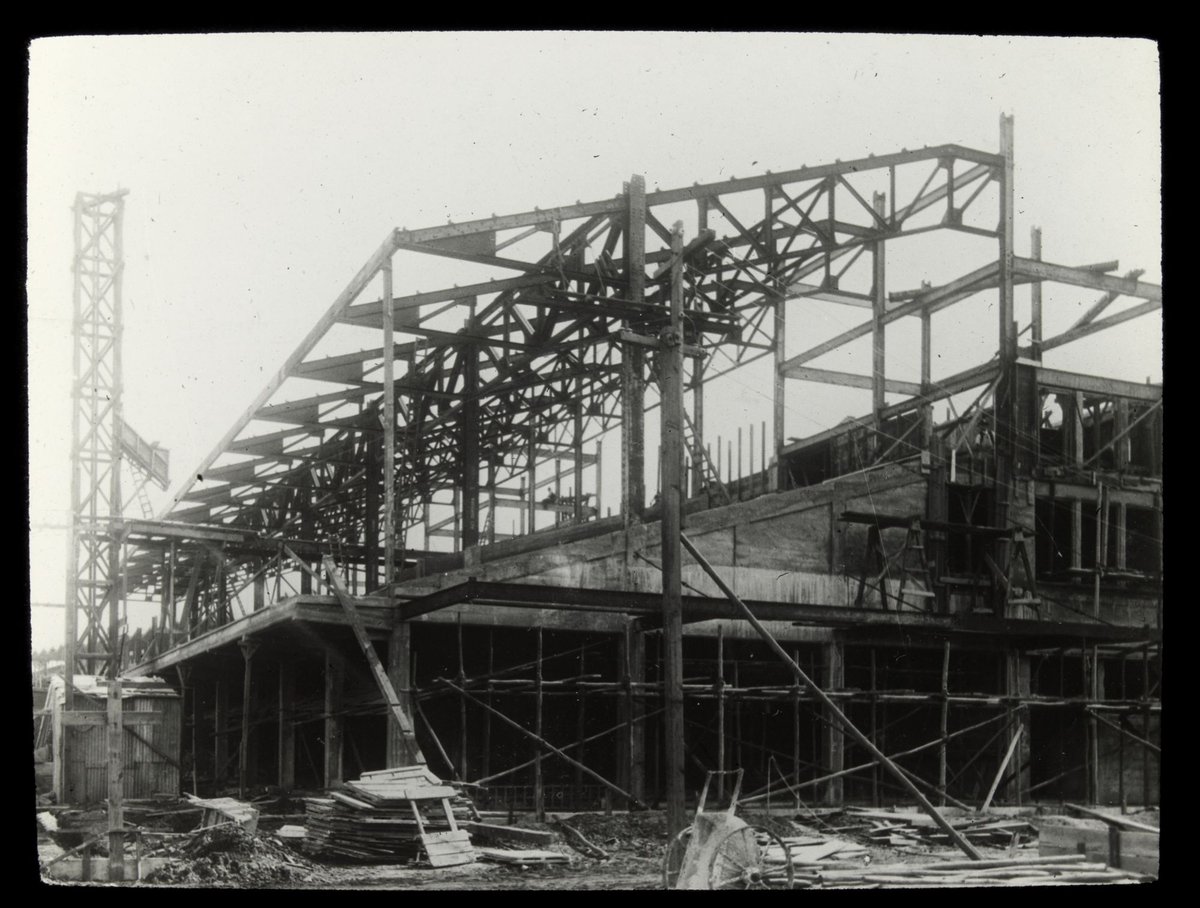 Steel framework of a Grandstand, Caulfield Racecourse (1920–40)