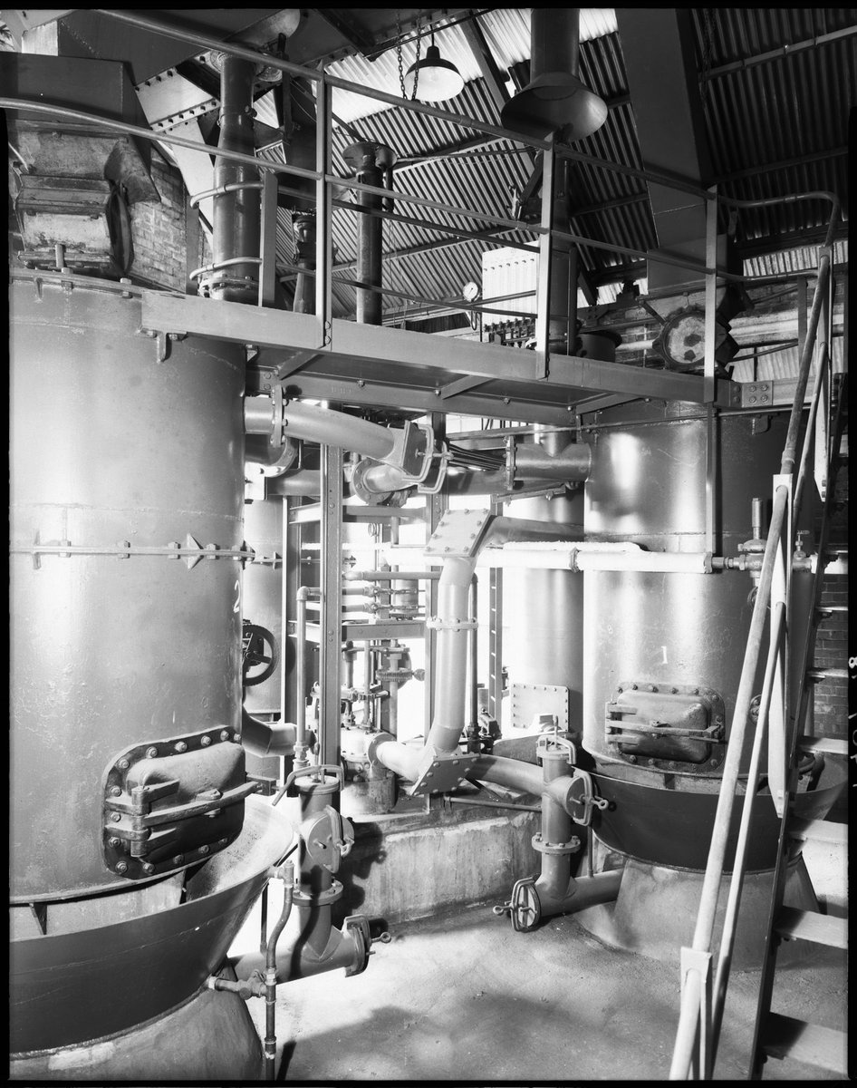 Interior view of factory operations, Colonial Gas Association, Box Hill (c. 1945)