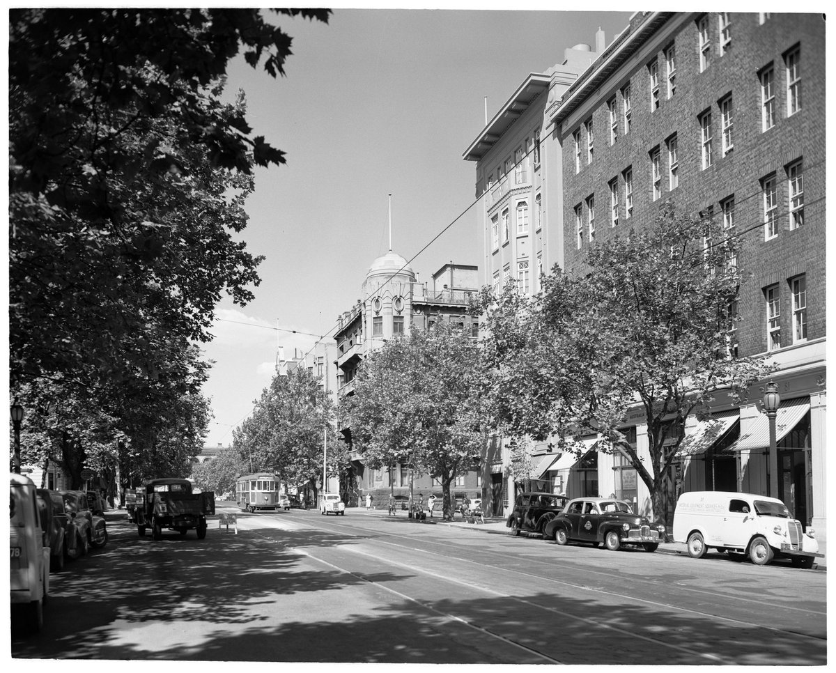 Lister House, looking east along Collins Street, Melbourne City (1954)