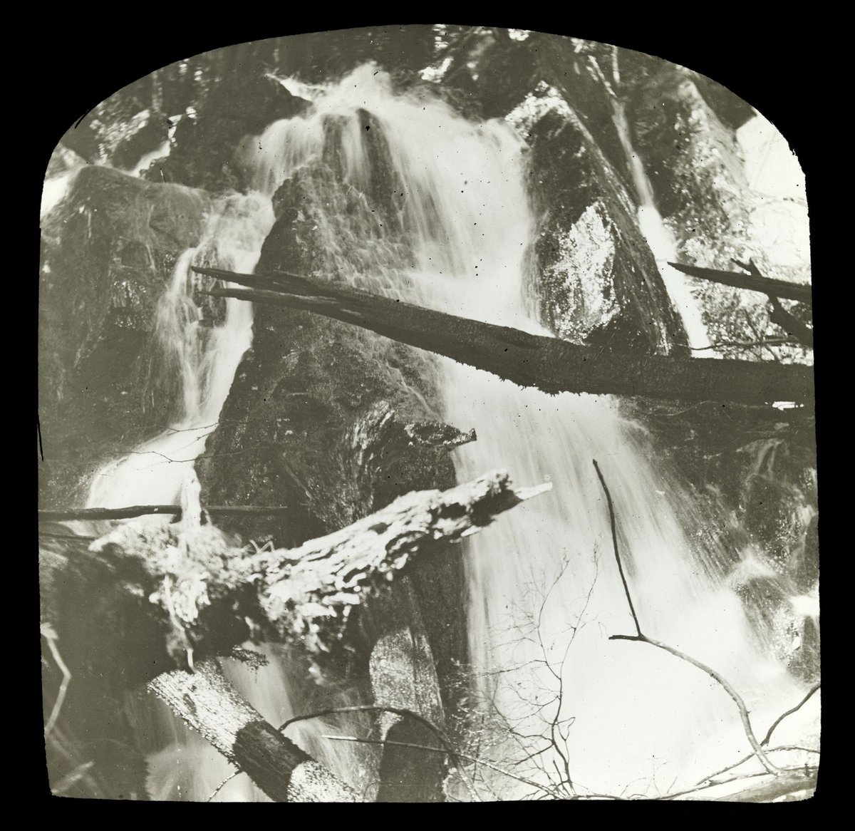 Waterfall on the Yarra River, in country Victoria (1909)