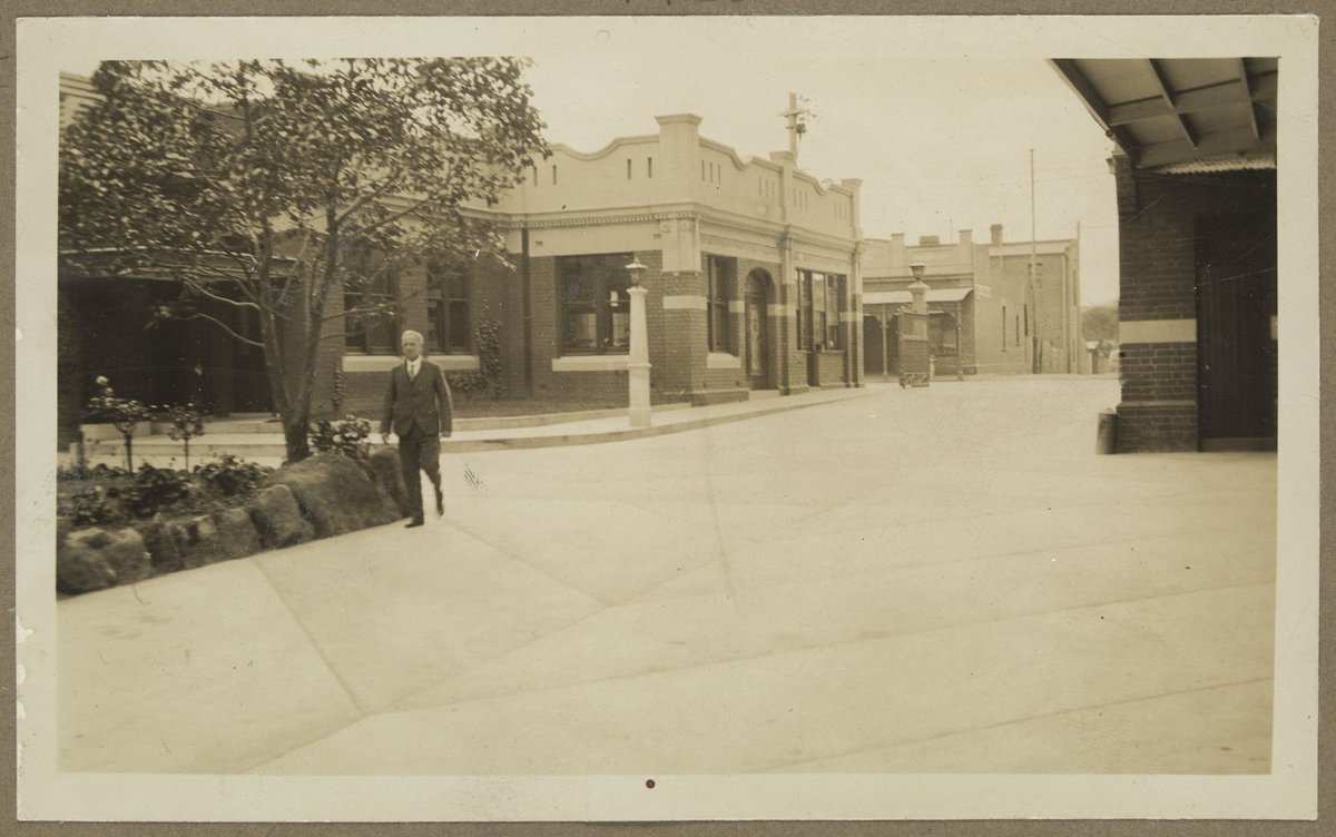 Inside grounds of Bryant & May factory, Richmond (1928)