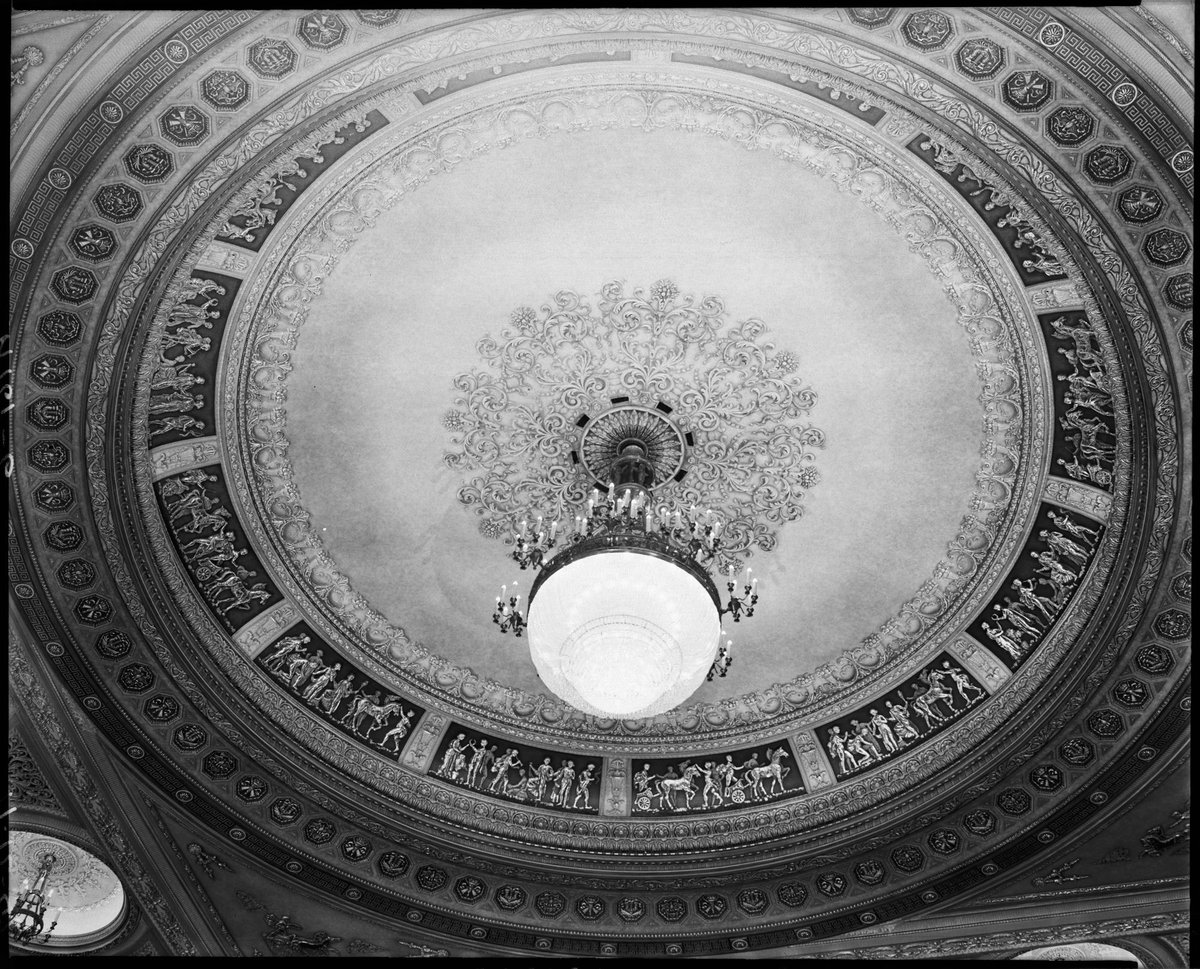 Central dome in Regent Theatre ceiling, Melbourne (1947)