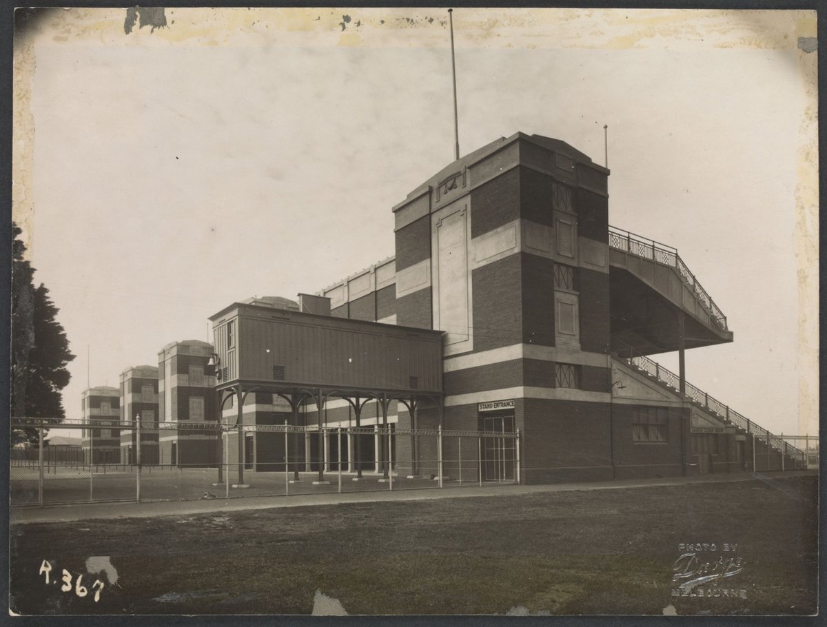 Stand at Caulfield Racecourse at time of construction (c. 1927)