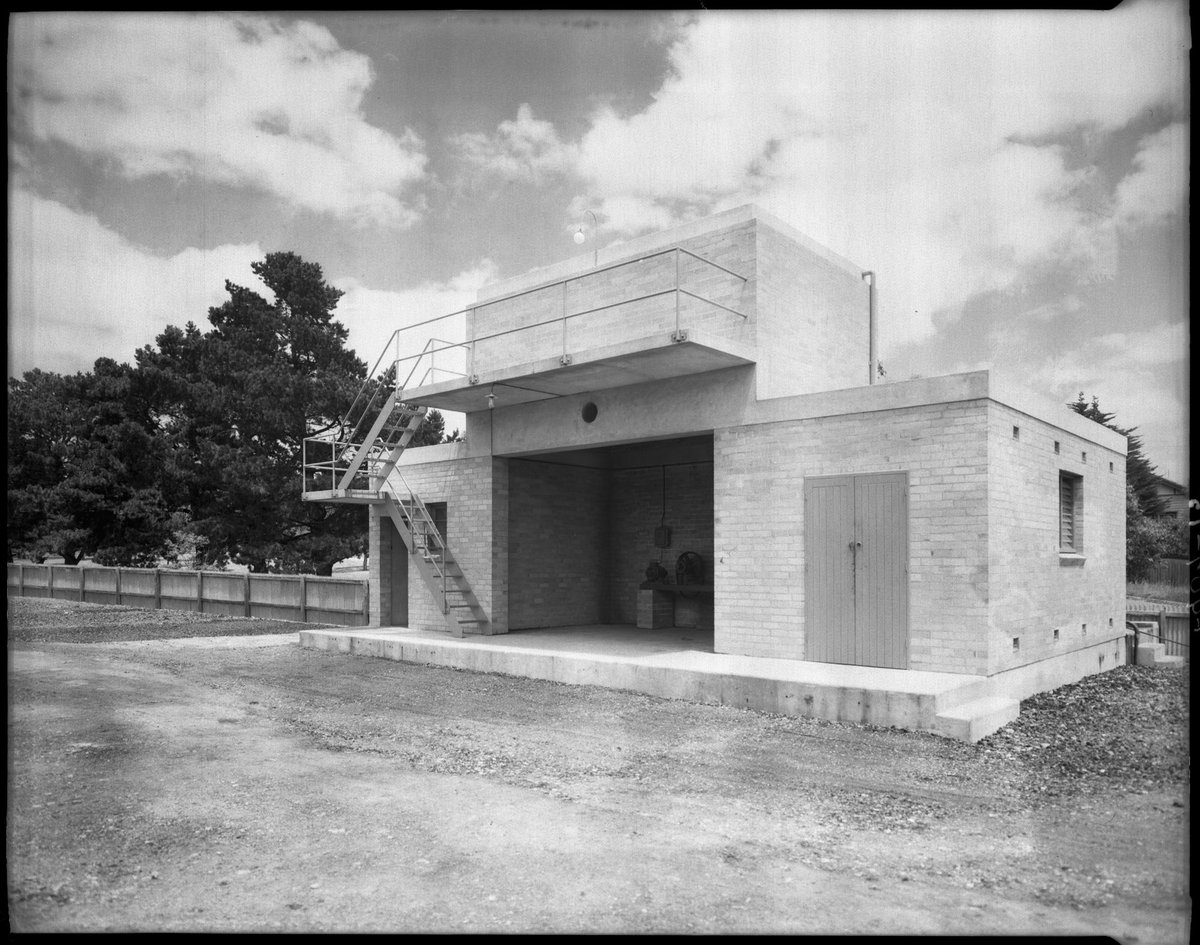 Exterior view of small brick building, Colonial Gas Association, Box Hill (c. 1945)