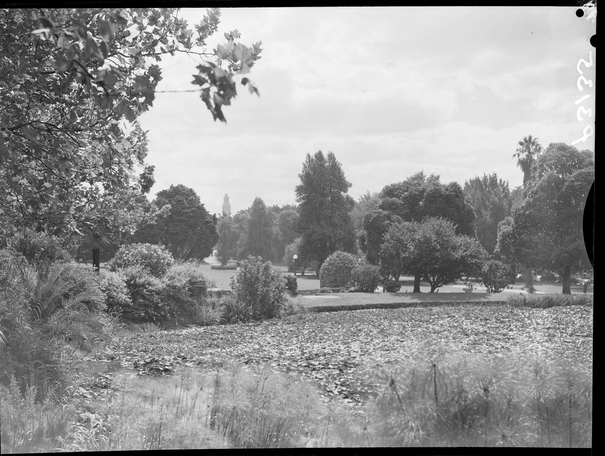 Queen Victoria Gardens, Melbourne, Melbourne City (1948)