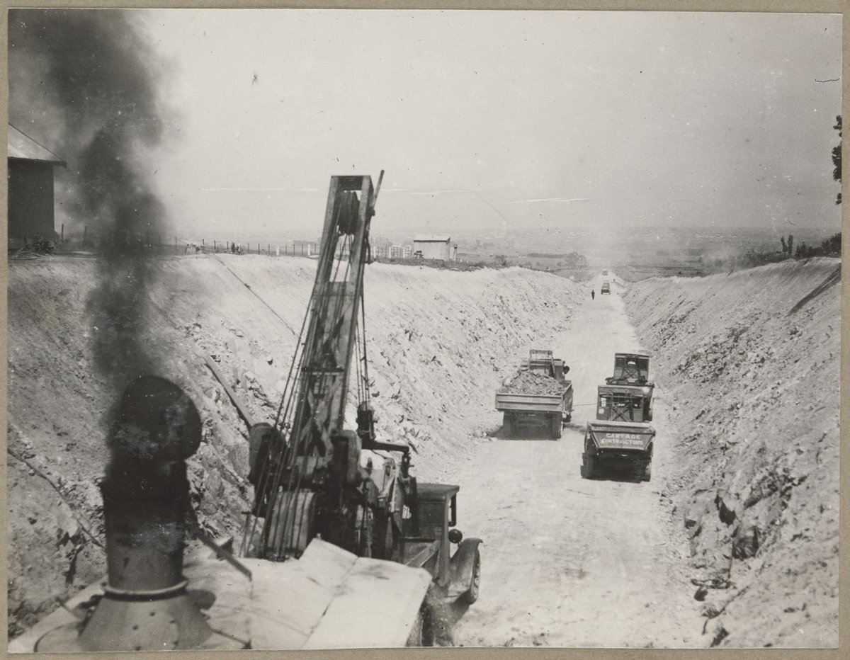 Construction work. Darling to Glen Waverley Line (1928)