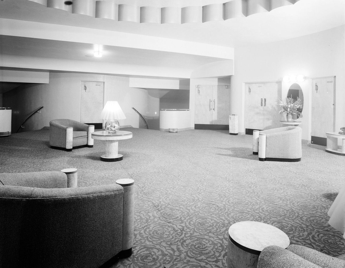 Interior of Hoyts' Padua Theatre, Brunswick showing foyer/sitting area (c. 1935)