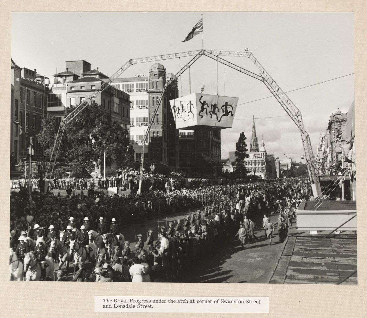 The Royal Progress under the arch at corner of Swanston Street and Lonsdale Street, Melbourne City (1954)