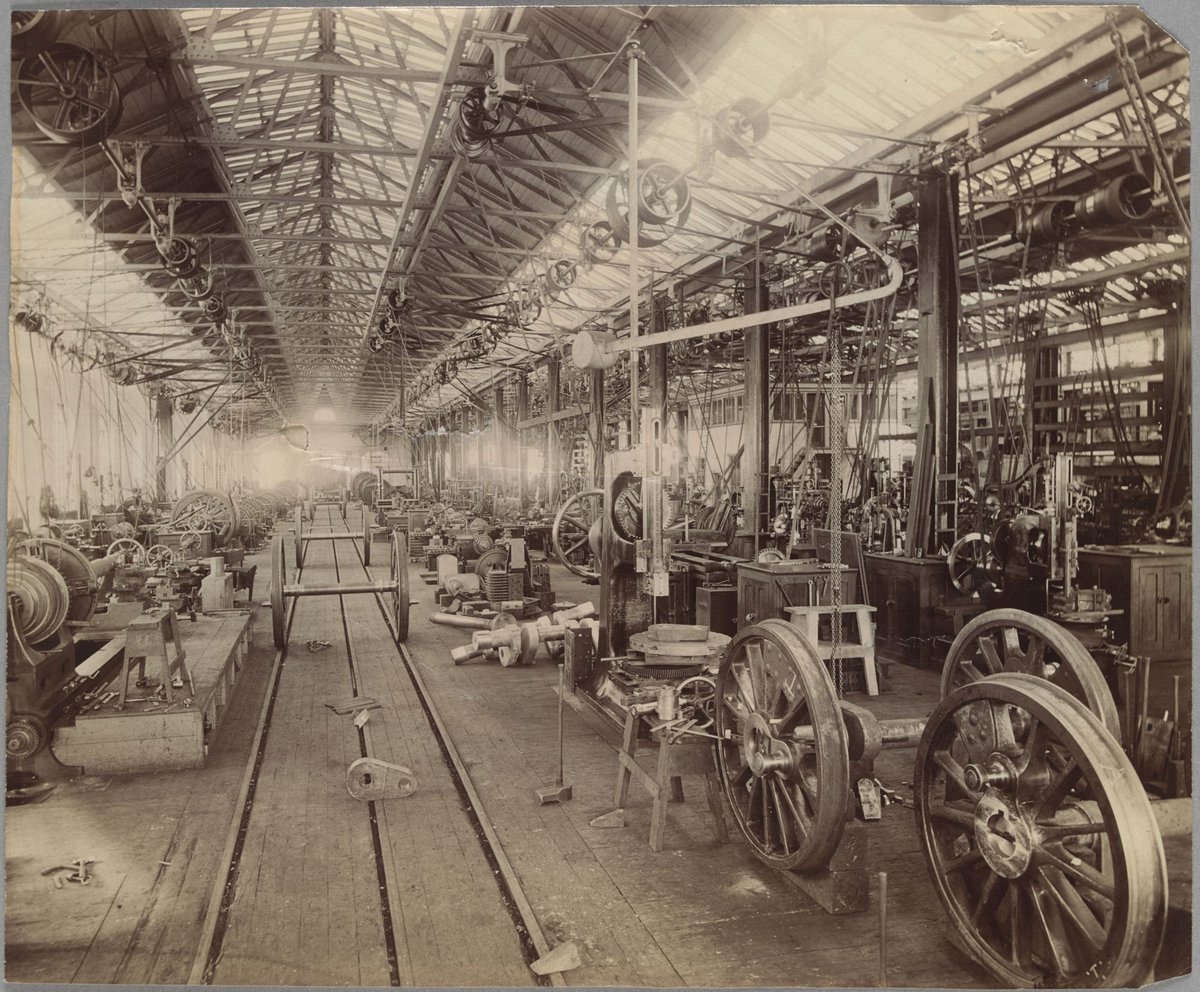 Newport Wheel Shop (c. 1915)