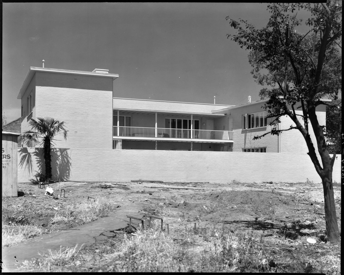 "Clendon flats, corner Clendon and Malvern Road, Armadale designed by Roy Grounds" (c. 1940)