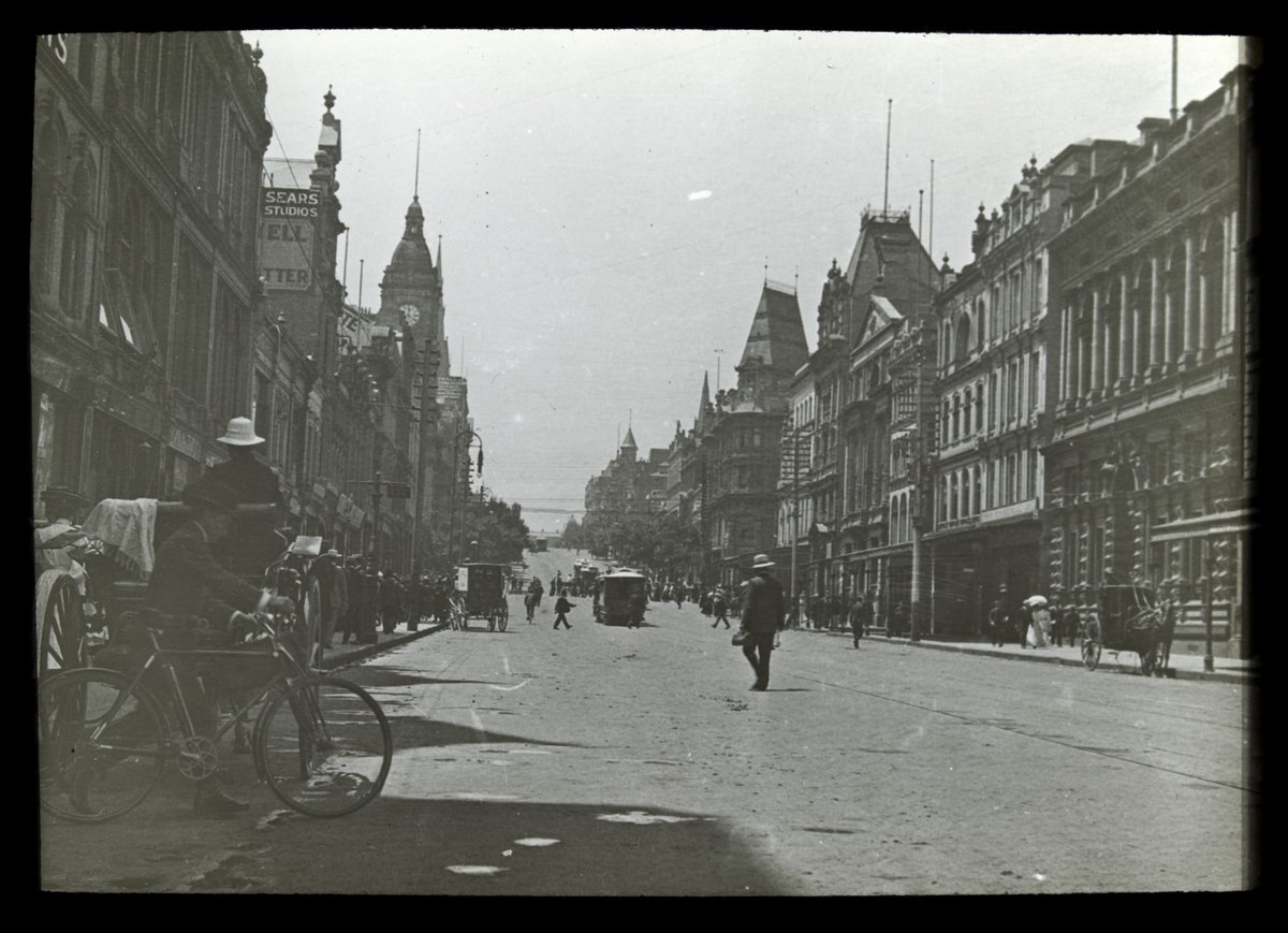 Collins Street, looking East [from near Elizabeth Street], Melbourne City (1900–05)