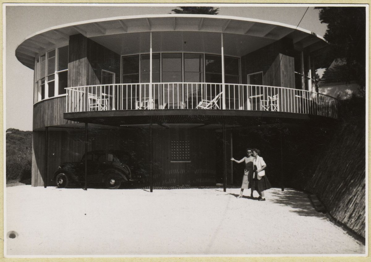 Henty House, Frankston, Victoria (1950–51)