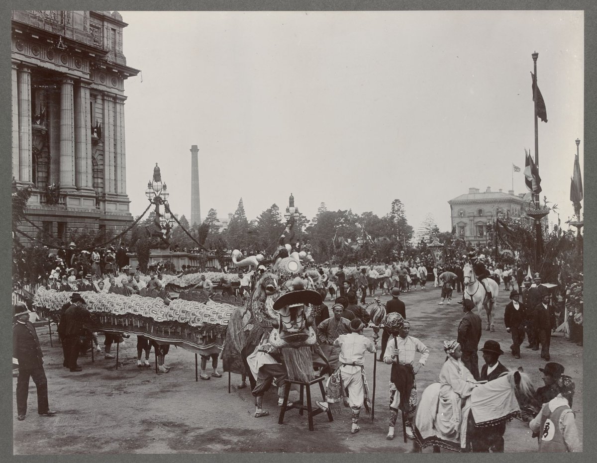 THE CHINESE PROCESSION. The Dragon turning the corner of Spring and Bourke Streets, Melbourne City (1901)