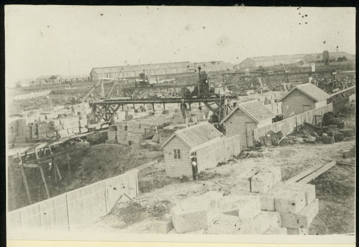 Construction of Alfred Graving Dock, Williamstown (1940–50)