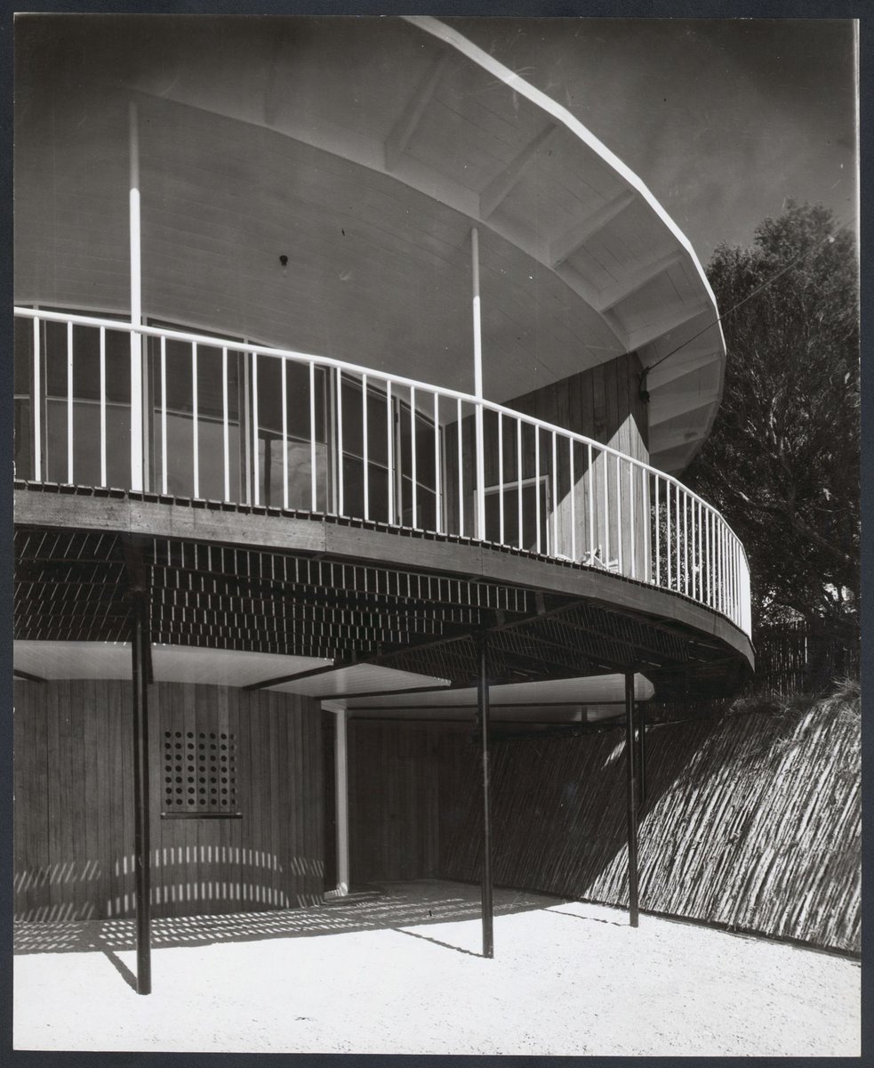 Henty House, Frankston, Victoria (1950–51)