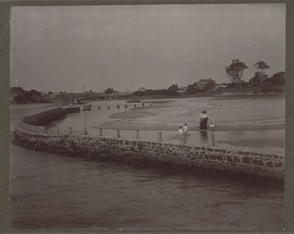 Scenes at Mordialloc, Victoria (1898–1918)
