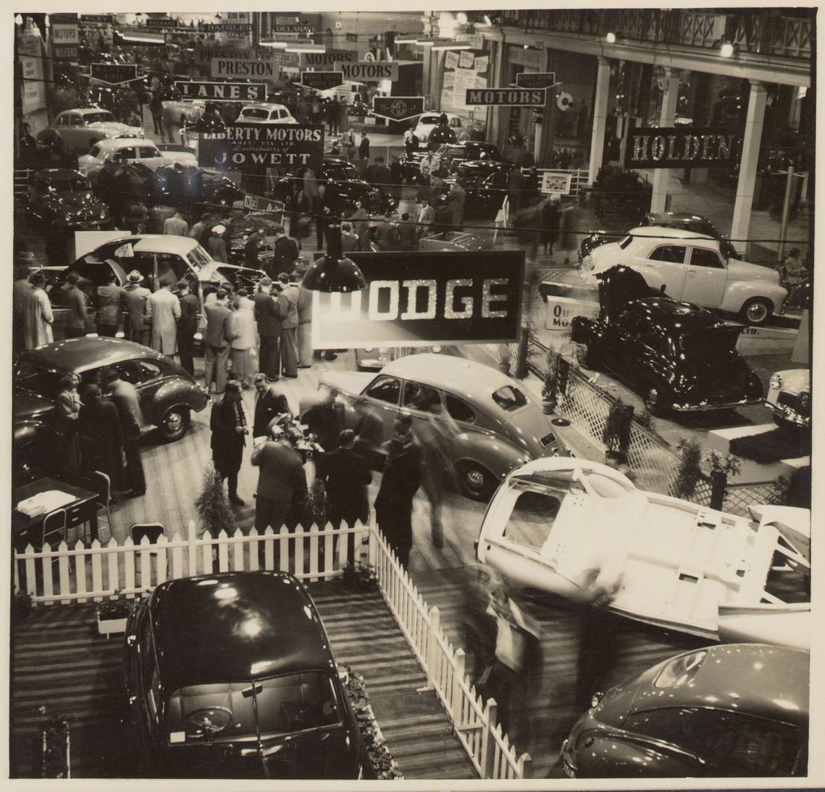 Motor Show, Melbourne, 1950