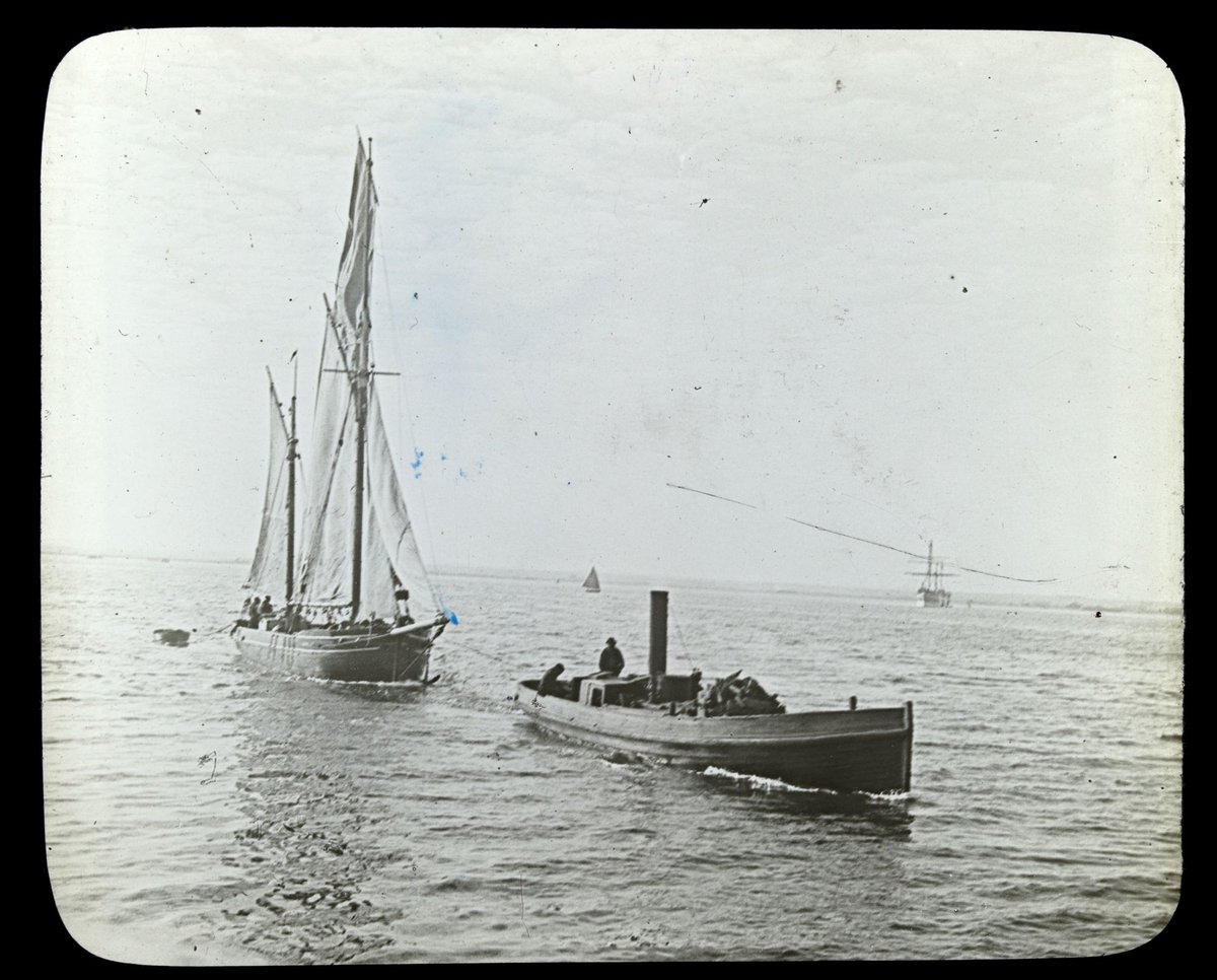 Yacht under tow in Port Phillip Bay (1906–14)