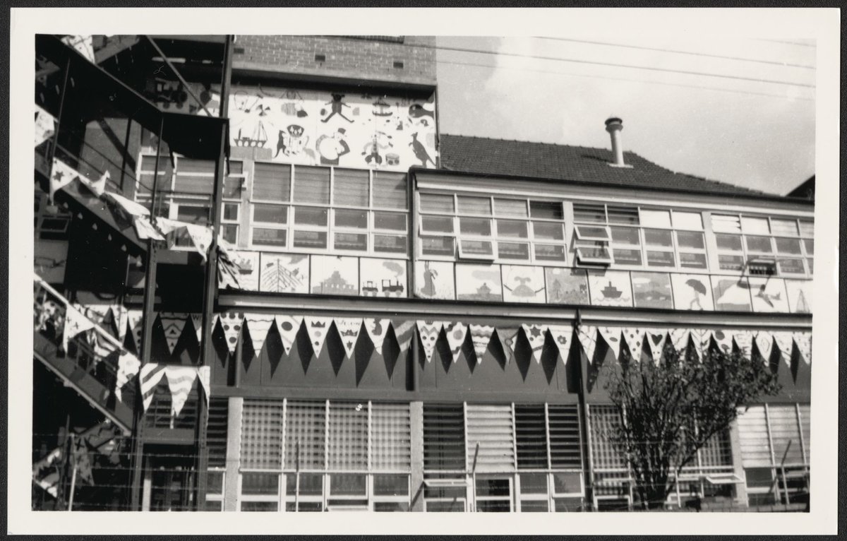 Melbourne at the time of Queen Elizabeth's visit 1954